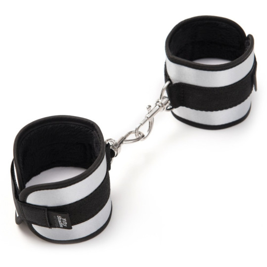 Totally His Handfesseln – Fifty Shades of Grey
